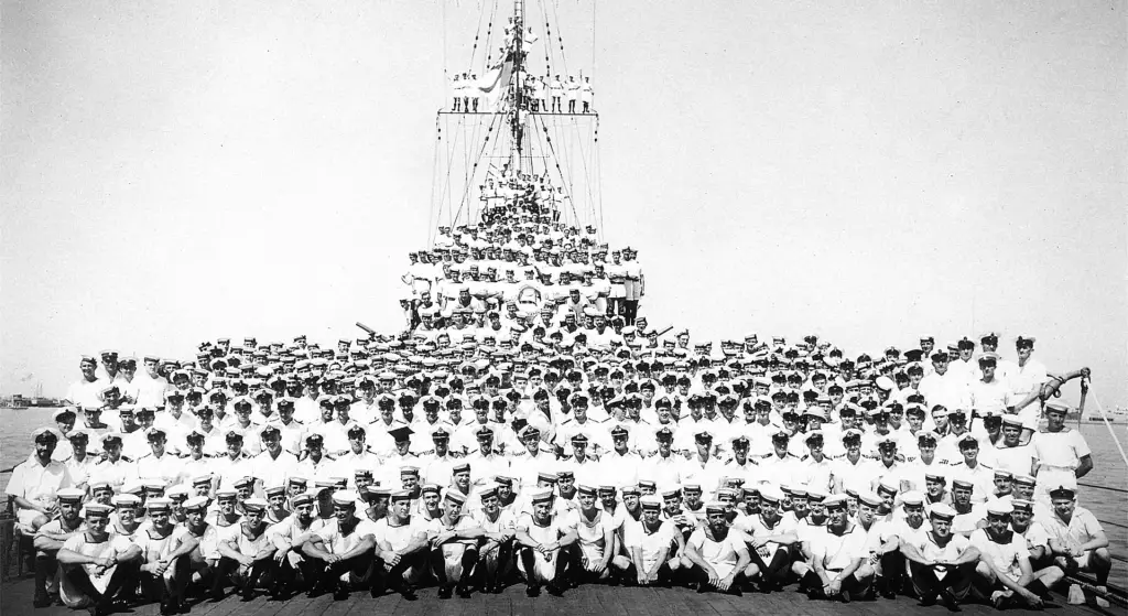 HMAS Sydney 2 Crew, 1934